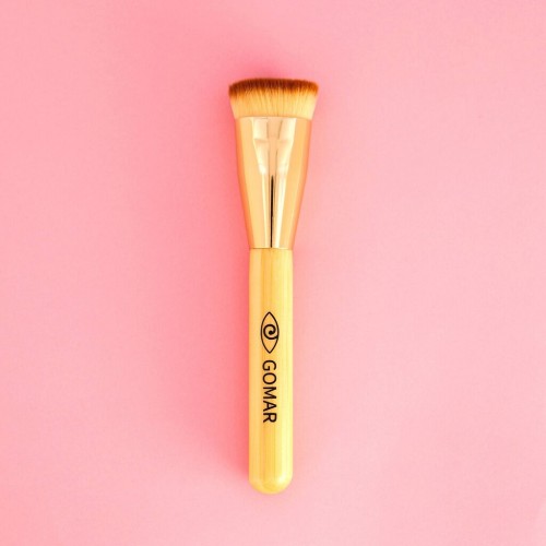 Foundation brush